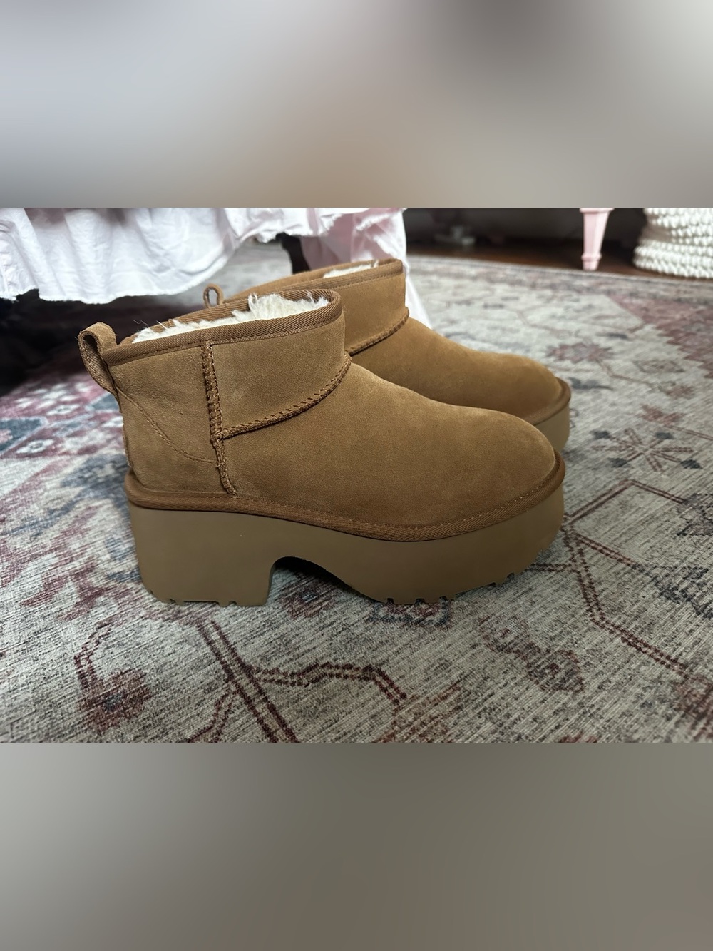 UGG Classic Ultra Mini Platform Boots - Chestnut - Size US 7 - Picture 3 of 9